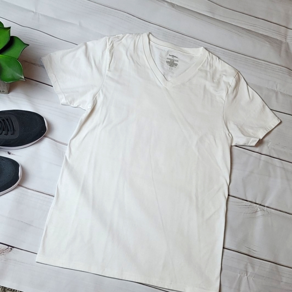 White Goodfellow and Co tops for men